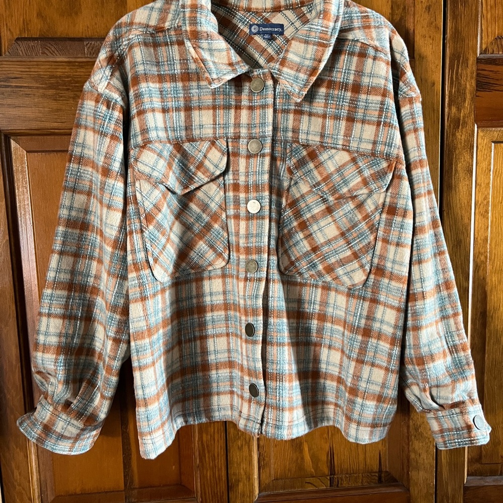 Democracy Snap Front Flannel Shacket Women’s size 1X Tan Brown Teal Plaid